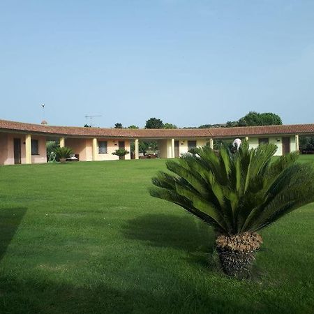 Agriturismo Sa Ruda Càbras Buitenkant foto